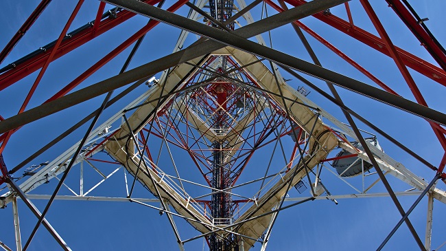 Terrestrial connectivity transmission tower