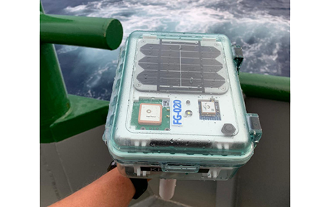Launching-40Geo-Data-Buoy-border