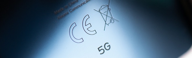 5G on back of mobile